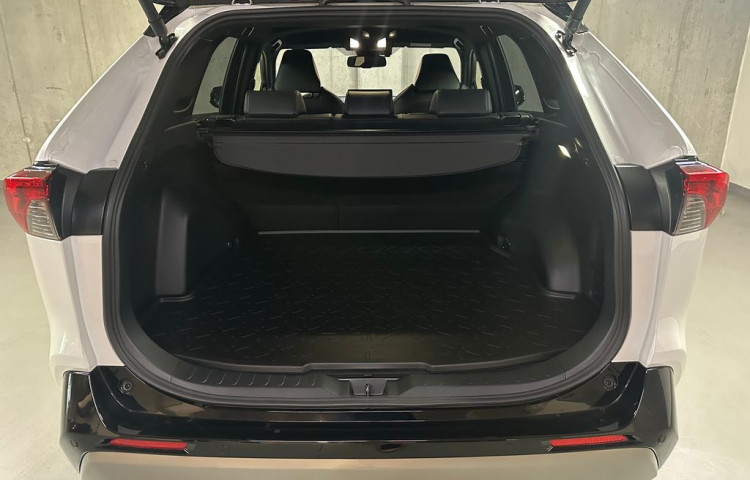 Toyota RAV 4 SELECTION  2.5 Hybrid 4x2