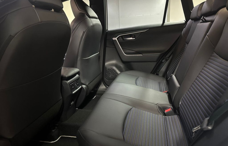 Toyota RAV 4 SELECTION  2.5 Hybrid 4x2