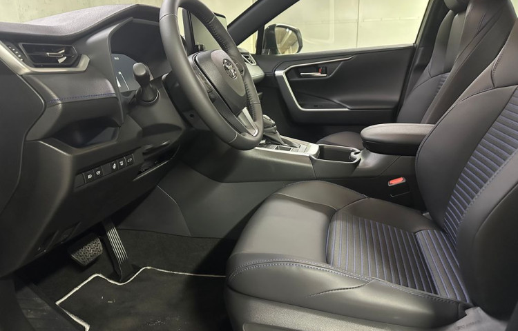 Toyota RAV 4 SELECTION  2.5 Hybrid 4x2