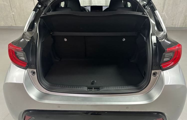 Toyota Yaris Premiere Edition 1.5 Hybrid