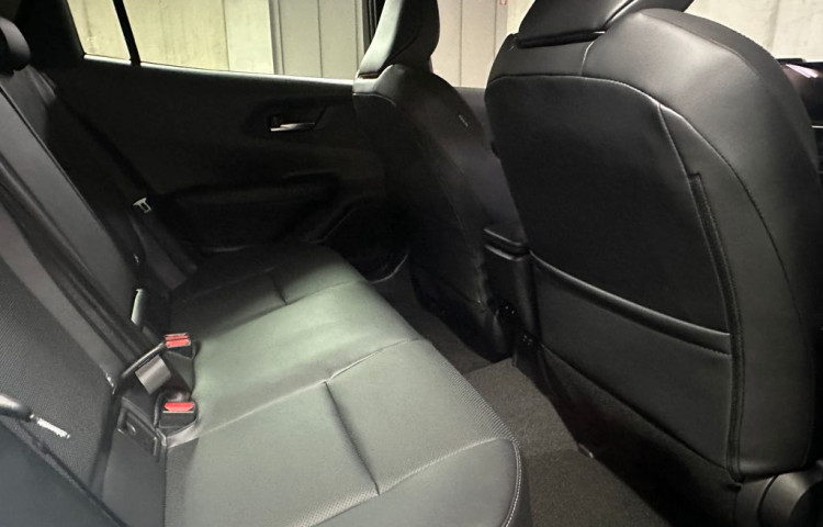 Toyota Prius Executive Solar roof  Plug-in