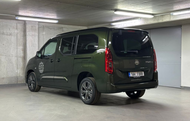 Toyota ProAce VIP 7S 1.5 D-4D 130k Long VIP