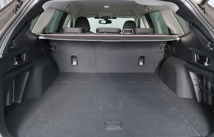 Subaru Outback 4X4 AWD COMFORT.Na cestě z JPN