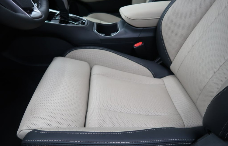 Subaru Outback 4X4 TOURING. K odběru ihned.