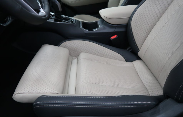 Subaru Outback 4X4 TOURING. K odběru ihned.