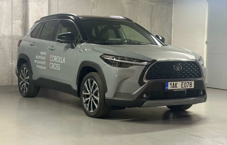 Toyota Corolla Cross Executive Skyview 2.0 Hybrid (
