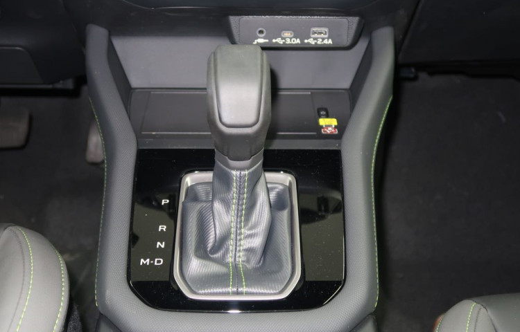 Subaru Forester FIELD 4X4 AWD + tažné zařízení