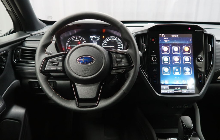 Subaru Forester COMFORT NAVI + tažné zařízení!
