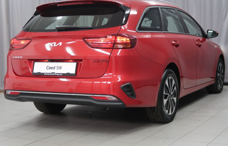 Kia Ceed SW SW SPIN - K odběru IHNED