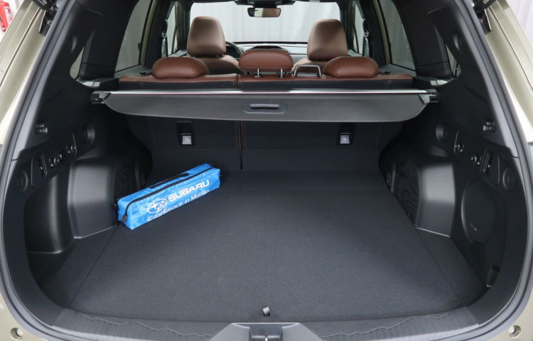 Subaru Forester 4x4 TOURING. REZERVACE!