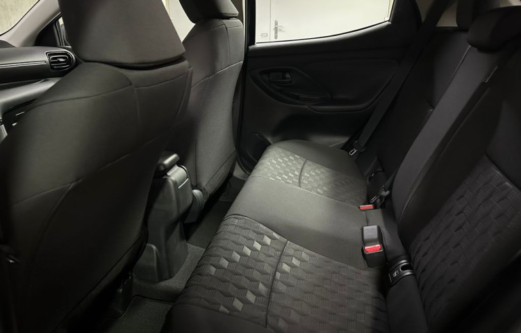 Toyota Yaris Comfort 1.5 Hybrid e-CVT