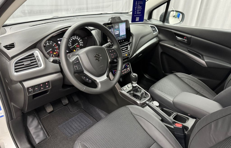 Suzuki S-Cross 1,4 Elegance4x4-k odběru IHNED