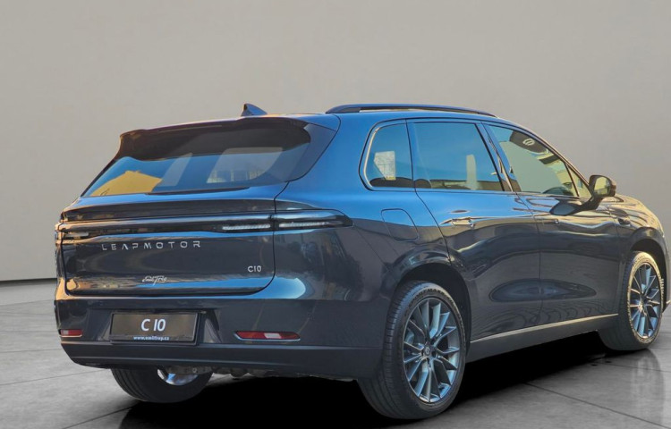 Leapmotor C10 REEV Design Hybrid EV
