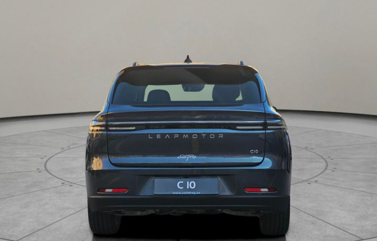 Leapmotor C10 REEV Design Hybrid EV