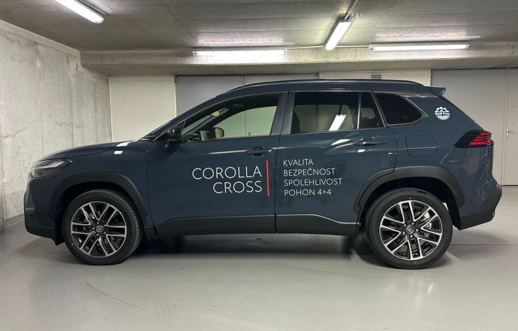 Toyota Corolla Cross STYLE 1.8 Hybrid (140 k) Style
