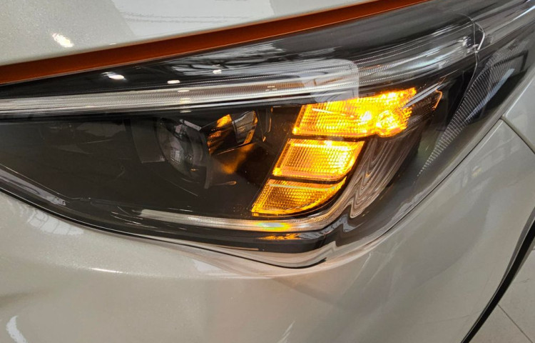 Subaru Crosstrek 2.0i-S ES Com-Nav URBAN W PACK