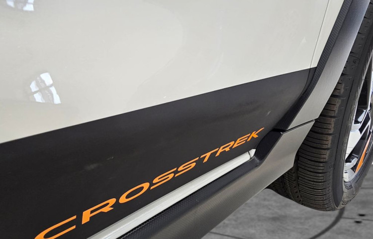 Subaru Crosstrek 2.0i-S ES Com-Nav URBAN W PACK