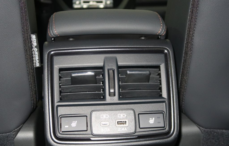 Subaru Forester TOURING  4X4 AWD. DEMO