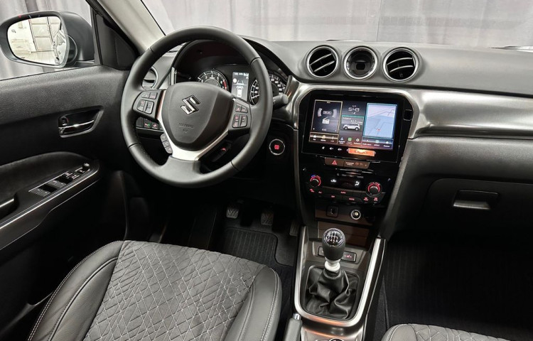 Suzuki Vitara 1,4Elegance 4x4-k odběru IHNED