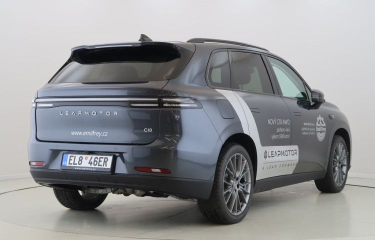 Leapmotor C10 REEV Zimní pneu - ZDARMA