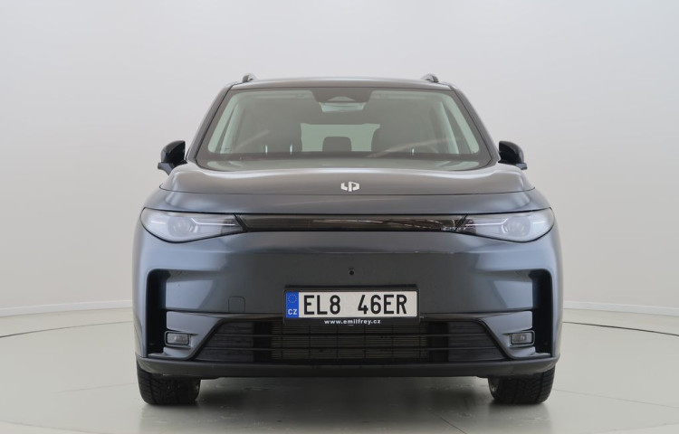 Leapmotor C10 REEV Zimní pneu - ZDARMA