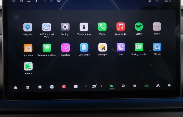 Leapmotor C10 REEV Zimní pneu - ZDARMA