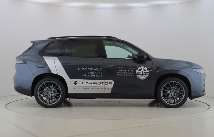 Leapmotor C10 REEV Zimní pneu - ZDARMA