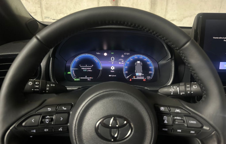 Toyota Yaris Cross Executive  1.5 Hybrid FWD 130k