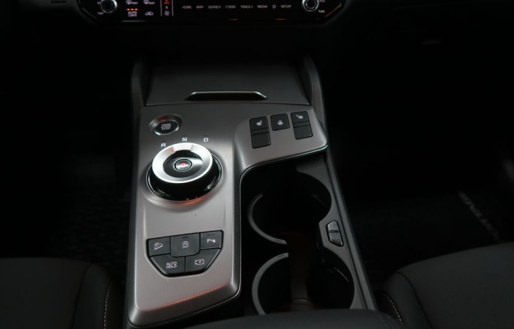 Kia Sportage Exclusive 4x2 - K odběru IHNED