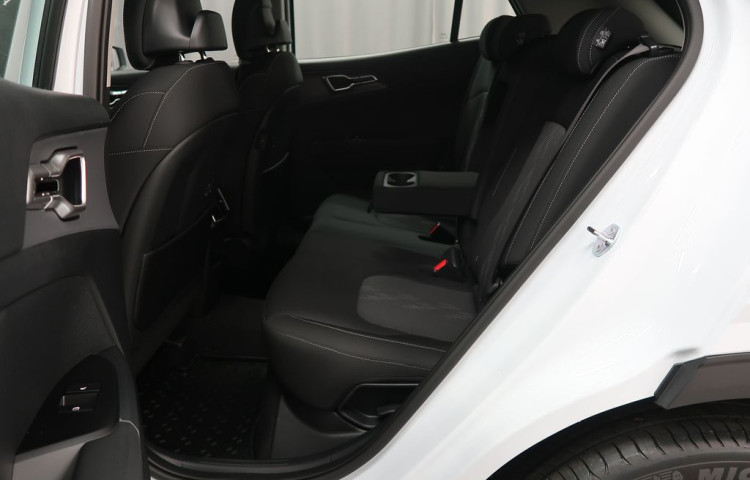 KIA Sportage Exclusive 4x2 - K odběru IHNED