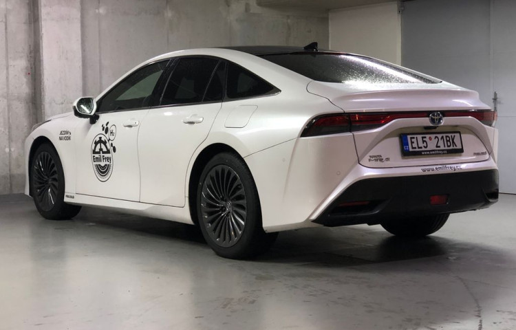 Toyota Mirai Executive VIP black