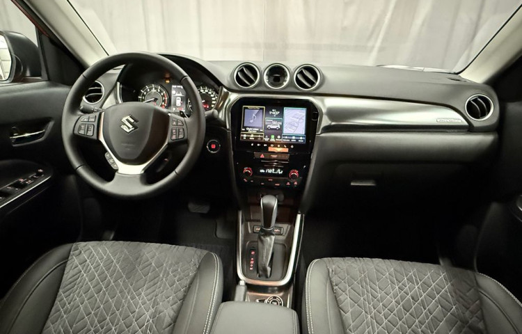 Suzuki Vitara 1,4 Eleg.4x4 AT-k odběru 02/26