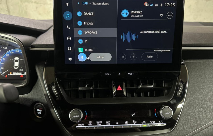 Toyota Corolla GR SPORT  1.8 Hybrid e-CVT GR