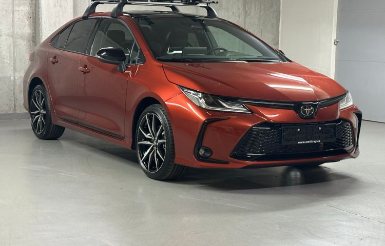 Toyota Corolla GR SPORT  1.8 Hybrid e-CVT GR