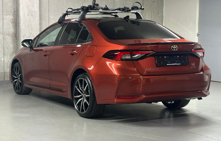 Toyota Corolla GR SPORT  1.8 Hybrid e-CVT GR