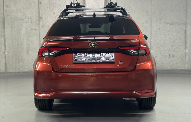 Toyota Corolla GR SPORT  1.8 Hybrid e-CVT GR