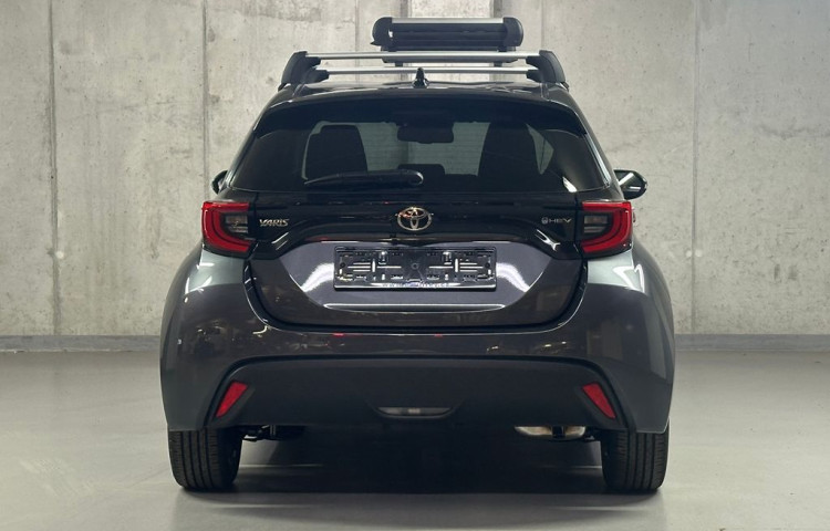 Toyota Yaris STYLE 1.5 Hybrid e-CVT STYLE