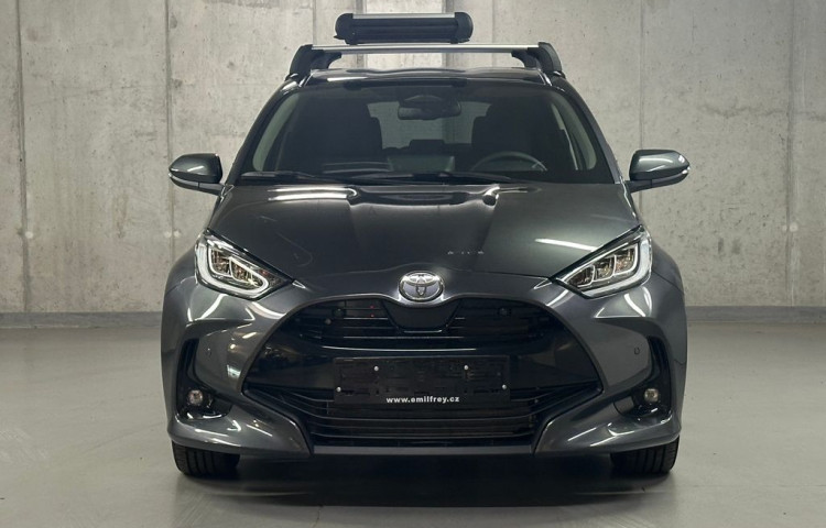 Toyota Yaris STYLE 1.5 Hybrid e-CVT STYLE
