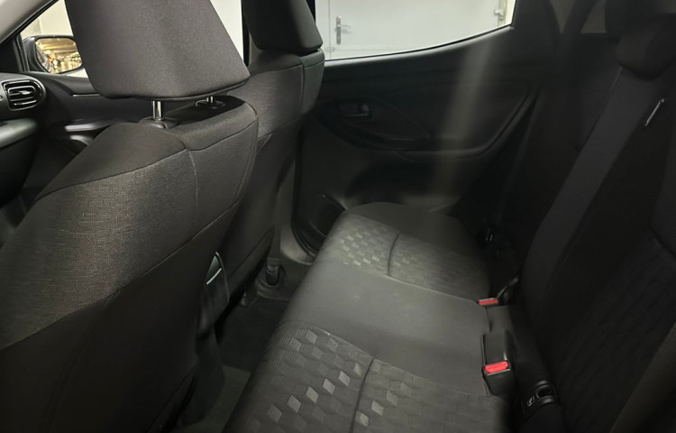 Toyota Yaris STYLE 1.5 Hybrid e-CVT STYLE
