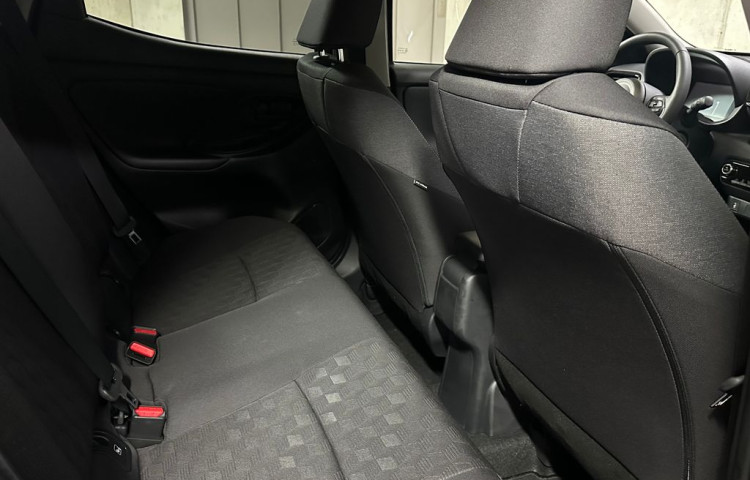 Toyota Yaris STYLE 1.5 Hybrid e-CVT STYLE