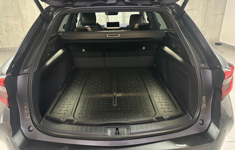 Toyota Corolla GR Sport JBL 2.0 Hybrid e-CVT