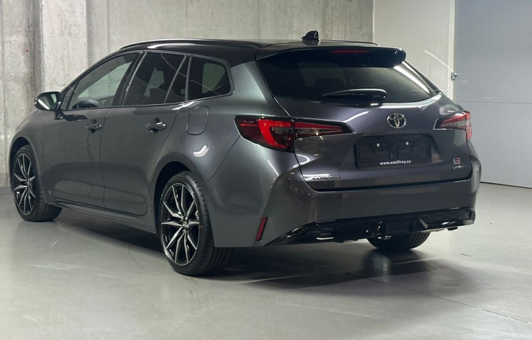 Toyota Corolla GR Sport JBL 2.0 Hybrid e-CVT