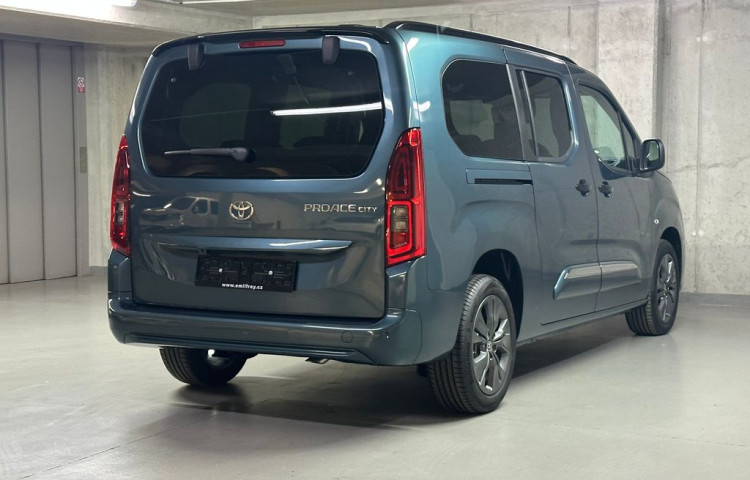 Toyota ProAce City Verso Family 1,5 6MT Long