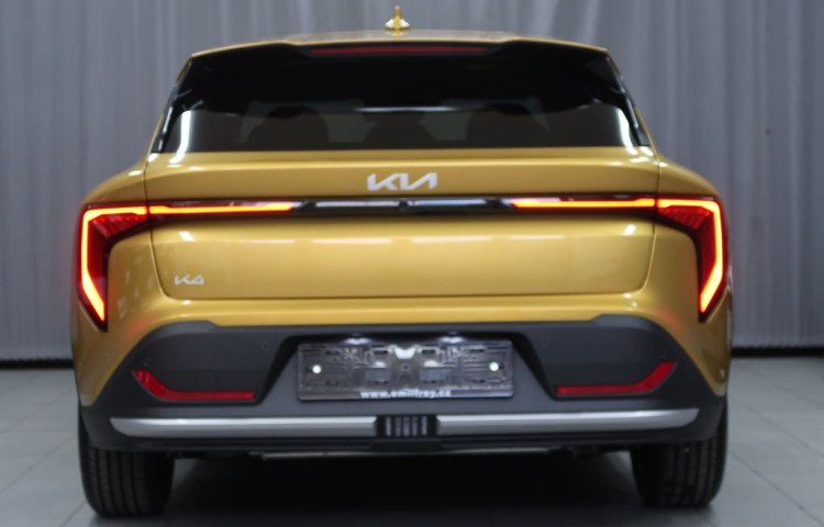 KIA K4 TOP - Vůz ve výrobě