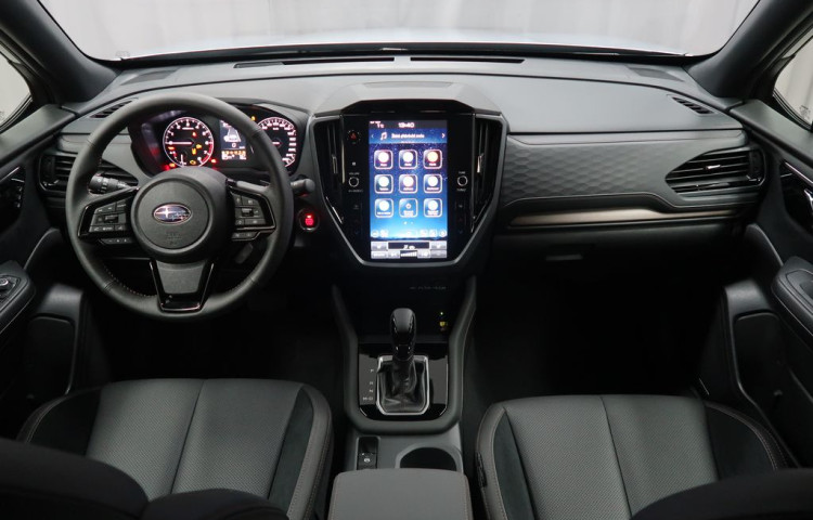 Subaru Forester TOURING 4X4 AWD. Ve výrobě.