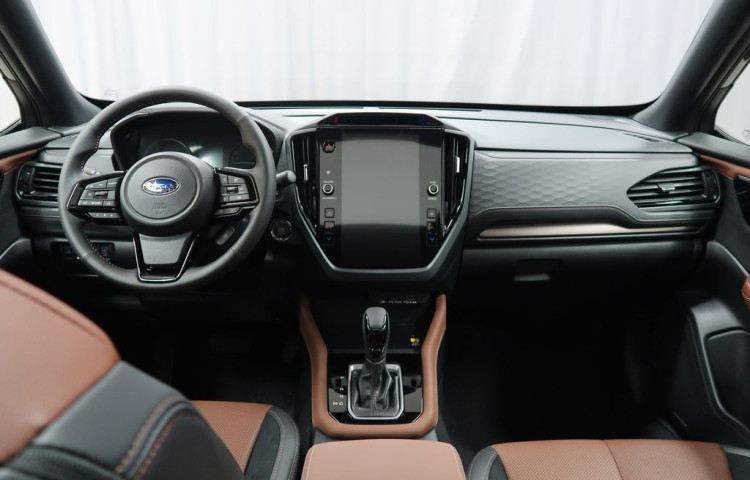 Subaru Forester TOURING 4X4 AWD. Ve výrobě.