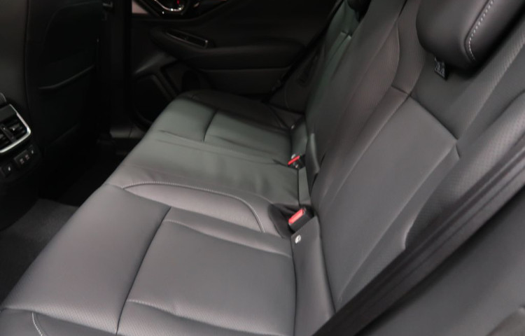 Subaru Outback 4X4 Touring + černá kůže Nappa