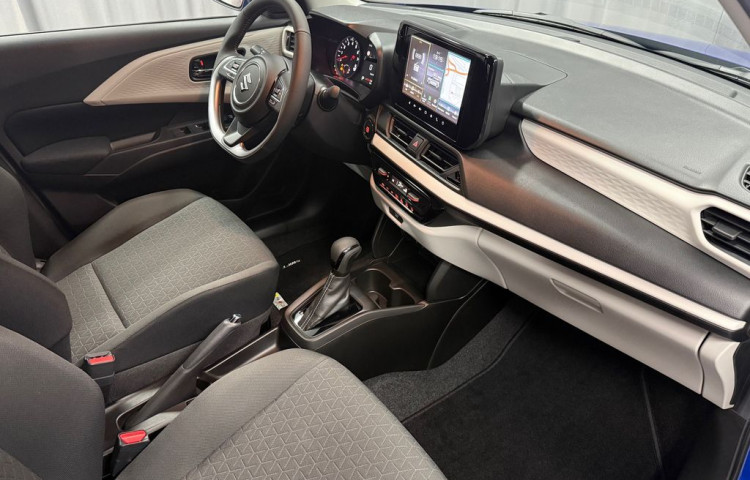 Suzuki Swift 1,2 Prem.AT -k odběru IHNED