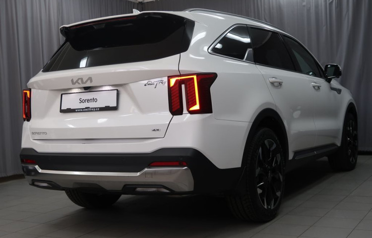 Kia Sorento TOP - K odběru IHNED