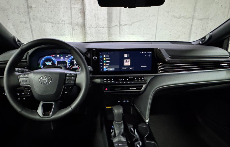 Toyota Camry 2.5 Hybrid Executive